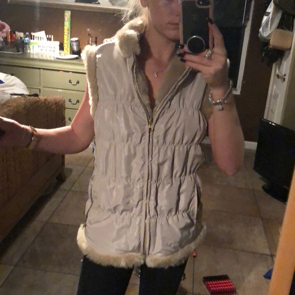 cashmere sweater vest - Picture 4 of 5